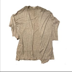 Caution to the wind cream medium Shaw cardigan